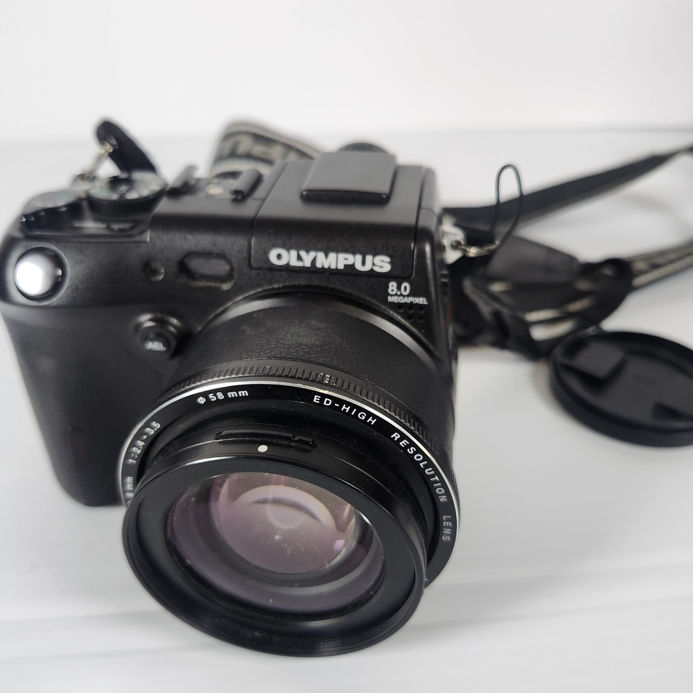 Olympus Camedia C-8080 Wide Zoom Camera Bundle Black Good 8MP ED Lens Bag